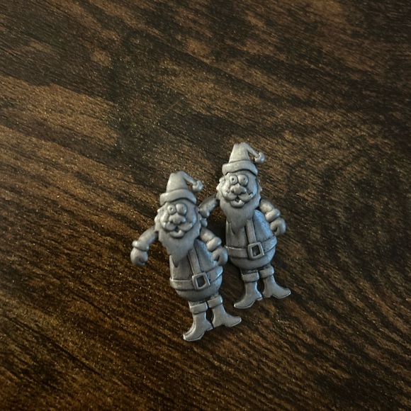 Vintage J.J Pewter Dangling Santa Christmas Earrings - Picture 2 of 5